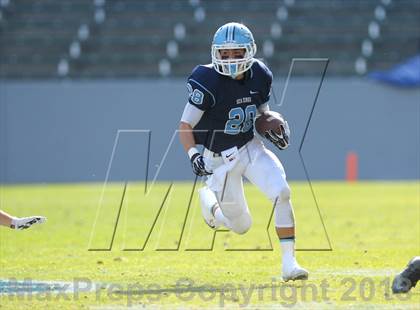 Thumbnail 1 in Corona del Mar vs. Sacred Heart Prep (CIF State D3 Final) photogallery.