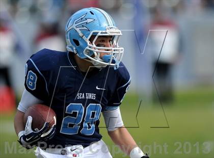 Thumbnail 1 in Corona del Mar vs. Sacred Heart Prep (CIF State D3 Final) photogallery.
