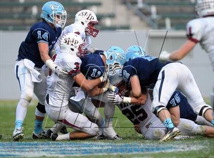 Thumbnail 1 in Corona del Mar vs. Sacred Heart Prep (CIF State D3 Final) photogallery.