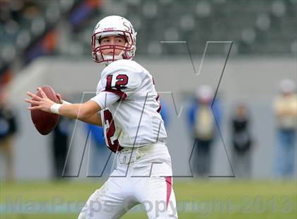 Thumbnail 1 in Corona del Mar vs. Sacred Heart Prep (CIF State D3 Final) photogallery.