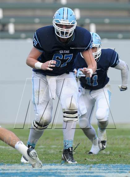 Thumbnail 3 in Corona del Mar vs. Sacred Heart Prep (CIF State D3 Final) photogallery.