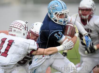 Thumbnail 3 in Corona del Mar vs. Sacred Heart Prep (CIF State D3 Final) photogallery.