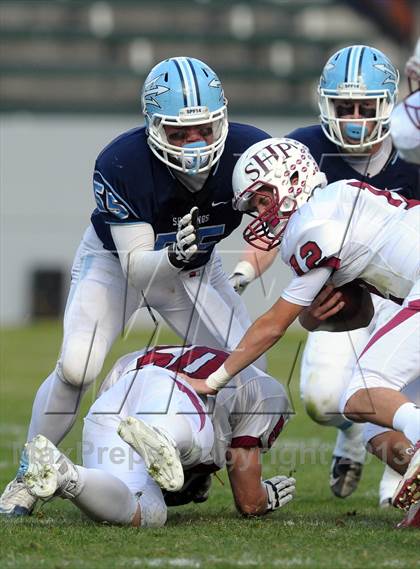 Thumbnail 3 in Corona del Mar vs. Sacred Heart Prep (CIF State D3 Final) photogallery.