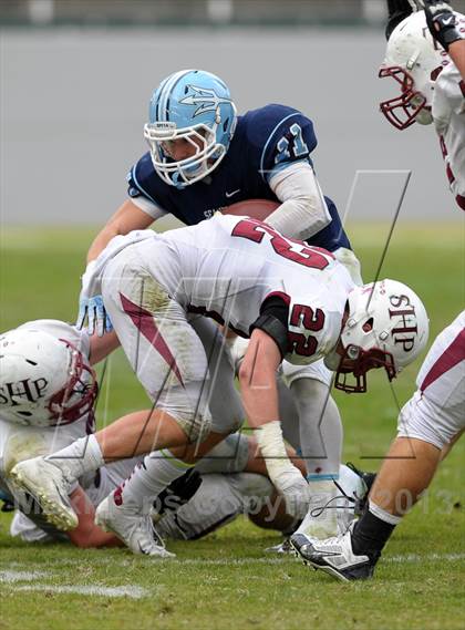 Thumbnail 2 in Corona del Mar vs. Sacred Heart Prep (CIF State D3 Final) photogallery.