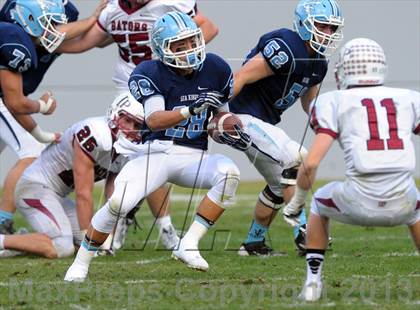 Thumbnail 3 in Corona del Mar vs. Sacred Heart Prep (CIF State D3 Final) photogallery.