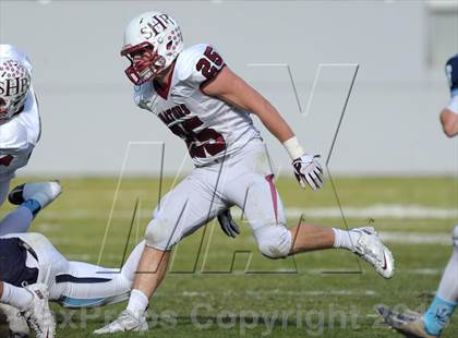 Thumbnail 3 in Corona del Mar vs. Sacred Heart Prep (CIF State D3 Final) photogallery.