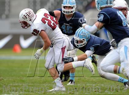 Thumbnail 2 in Corona del Mar vs. Sacred Heart Prep (CIF State D3 Final) photogallery.