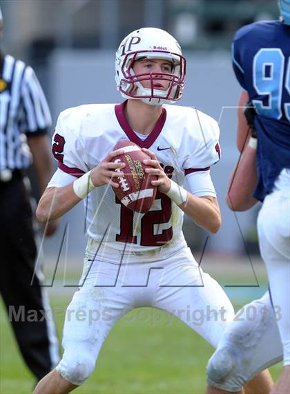 Thumbnail 3 in Corona del Mar vs. Sacred Heart Prep (CIF State D3 Final) photogallery.