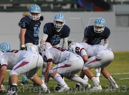Thumbnail 1 in Corona del Mar vs. Sacred Heart Prep (CIF State D3 Final) photogallery.