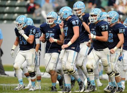 Thumbnail 2 in Corona del Mar vs. Sacred Heart Prep (CIF State D3 Final) photogallery.
