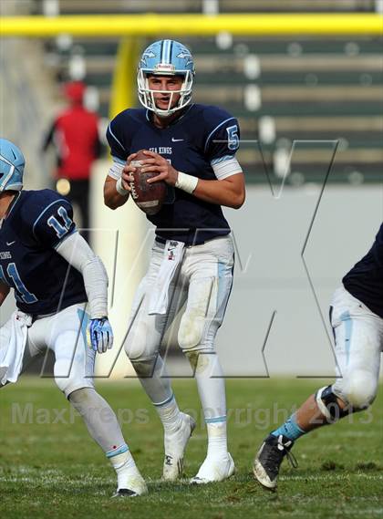 Thumbnail 1 in Corona del Mar vs. Sacred Heart Prep (CIF State D3 Final) photogallery.