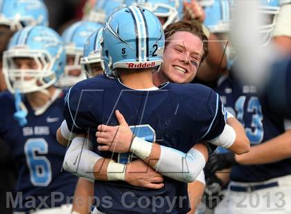 Thumbnail 2 in Corona del Mar vs. Sacred Heart Prep (CIF State D3 Final) photogallery.