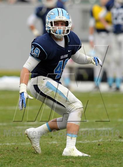 Thumbnail 2 in Corona del Mar vs. Sacred Heart Prep (CIF State D3 Final) photogallery.