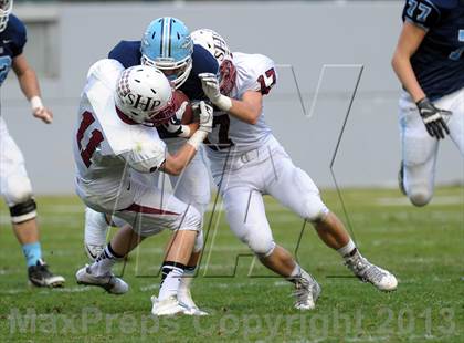 Thumbnail 2 in Corona del Mar vs. Sacred Heart Prep (CIF State D3 Final) photogallery.
