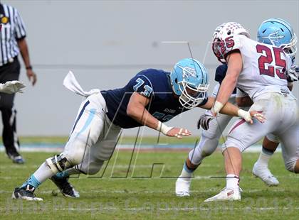 Thumbnail 2 in Corona del Mar vs. Sacred Heart Prep (CIF State D3 Final) photogallery.