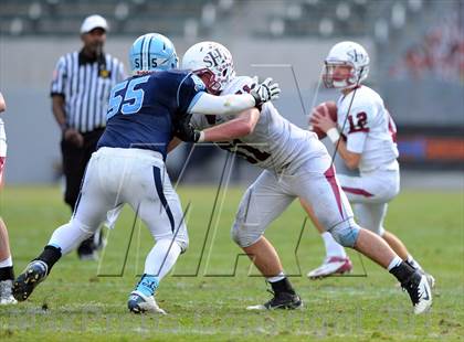 Thumbnail 2 in Corona del Mar vs. Sacred Heart Prep (CIF State D3 Final) photogallery.