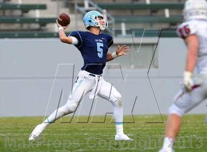 Thumbnail 1 in Corona del Mar vs. Sacred Heart Prep (CIF State D3 Final) photogallery.