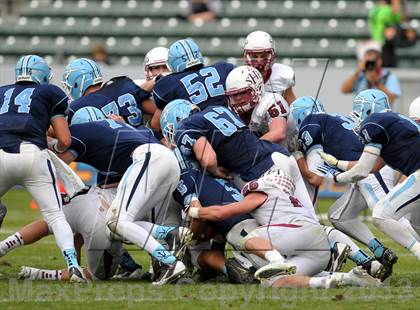 Thumbnail 1 in Corona del Mar vs. Sacred Heart Prep (CIF State D3 Final) photogallery.