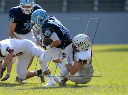 Thumbnail 3 in Corona del Mar vs. Sacred Heart Prep (CIF State D3 Final) photogallery.