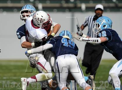 Thumbnail 3 in Corona del Mar vs. Sacred Heart Prep (CIF State D3 Final) photogallery.