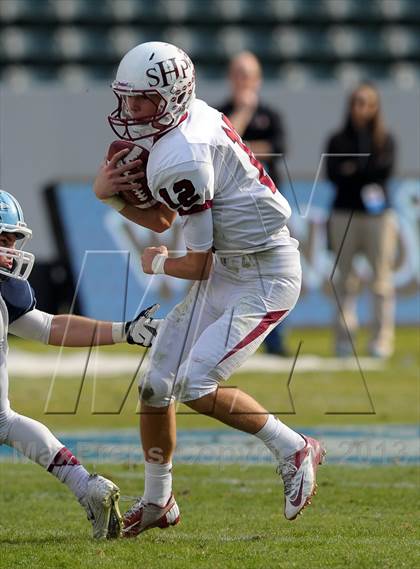 Thumbnail 3 in Corona del Mar vs. Sacred Heart Prep (CIF State D3 Final) photogallery.