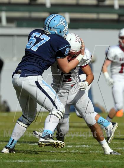 Thumbnail 1 in Corona del Mar vs. Sacred Heart Prep (CIF State D3 Final) photogallery.