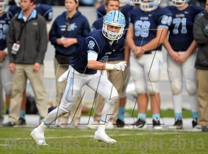 Thumbnail 1 in Corona del Mar vs. Sacred Heart Prep (CIF State D3 Final) photogallery.