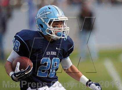 Thumbnail 2 in Corona del Mar vs. Sacred Heart Prep (CIF State D3 Final) photogallery.