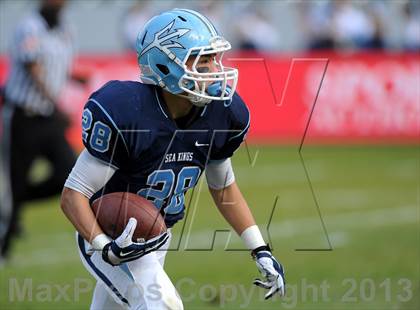 Thumbnail 1 in Corona del Mar vs. Sacred Heart Prep (CIF State D3 Final) photogallery.