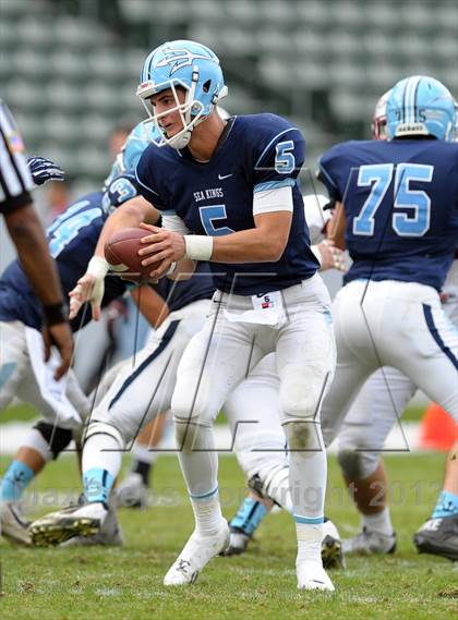 Thumbnail 1 in Corona del Mar vs. Sacred Heart Prep (CIF State D3 Final) photogallery.