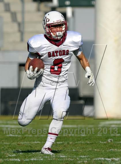 Thumbnail 2 in Corona del Mar vs. Sacred Heart Prep (CIF State D3 Final) photogallery.