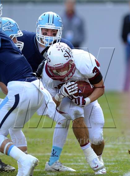 Thumbnail 3 in Corona del Mar vs. Sacred Heart Prep (CIF State D3 Final) photogallery.