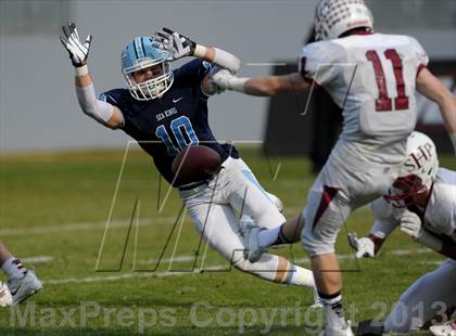 Thumbnail 1 in Corona del Mar vs. Sacred Heart Prep (CIF State D3 Final) photogallery.