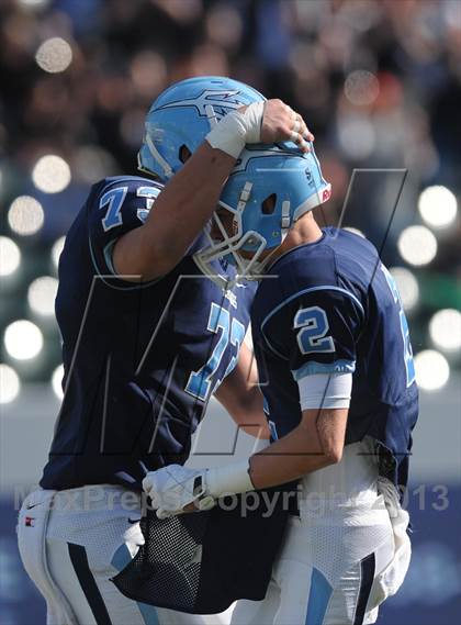Thumbnail 3 in Corona del Mar vs. Sacred Heart Prep (CIF State D3 Final) photogallery.