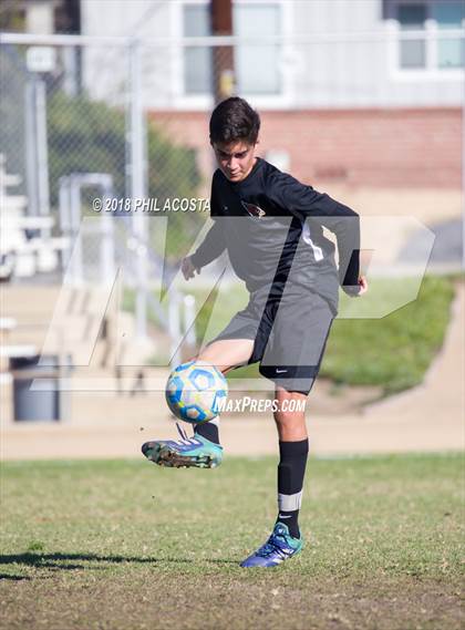 Thumbnail 3 in Whittier vs Maranatha photogallery.