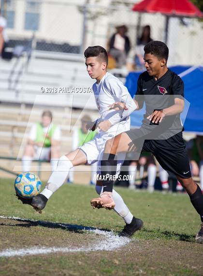 Thumbnail 2 in Whittier vs Maranatha photogallery.