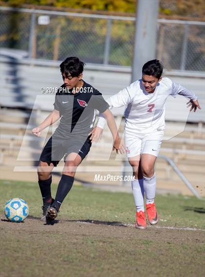 Thumbnail 3 in Whittier vs Maranatha photogallery.