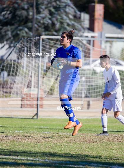 Thumbnail 1 in Whittier vs Maranatha photogallery.