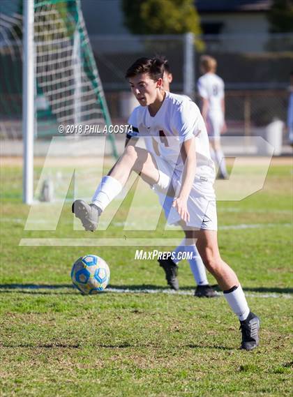 Thumbnail 3 in Whittier vs Maranatha photogallery.