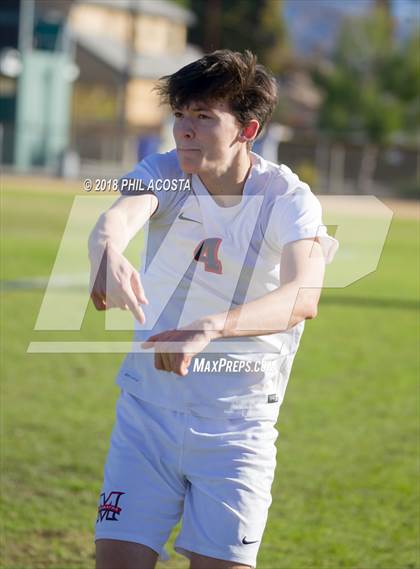 Thumbnail 2 in Whittier vs Maranatha photogallery.