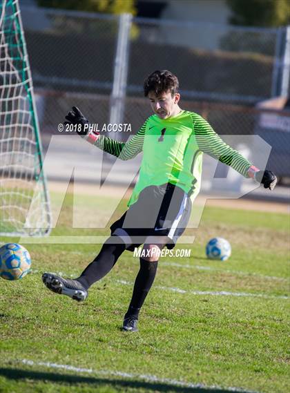 Thumbnail 2 in Whittier vs Maranatha photogallery.