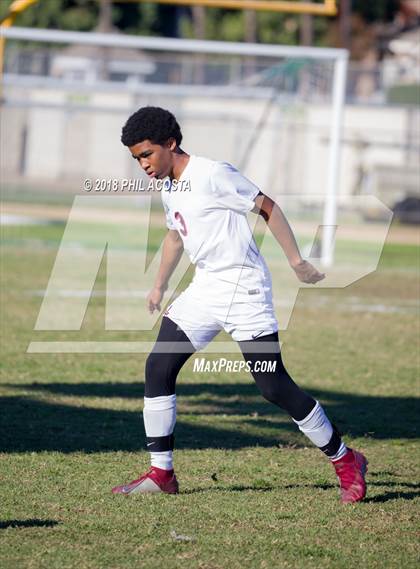 Thumbnail 3 in Whittier vs Maranatha photogallery.
