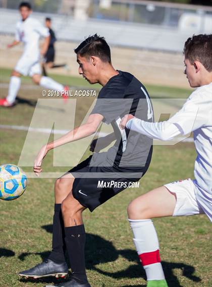 Thumbnail 2 in Whittier vs Maranatha photogallery.