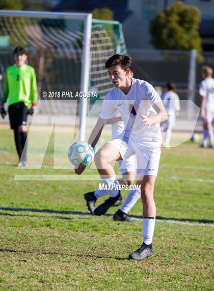 Thumbnail 2 in Whittier vs Maranatha photogallery.