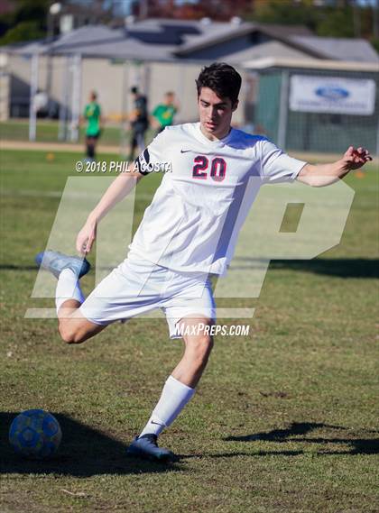 Thumbnail 2 in Whittier vs Maranatha photogallery.