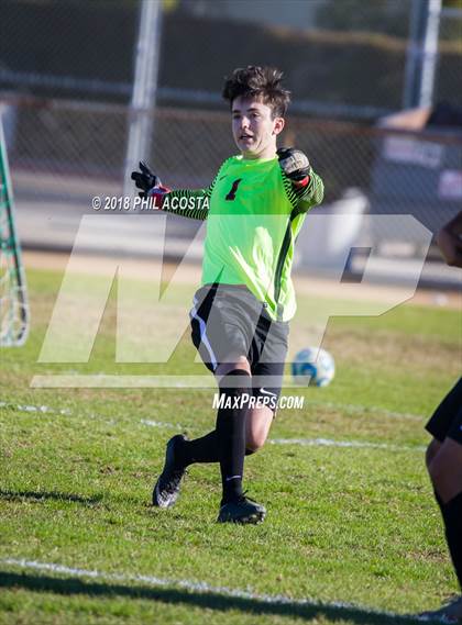 Thumbnail 3 in Whittier vs Maranatha photogallery.