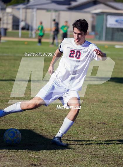 Thumbnail 3 in Whittier vs Maranatha photogallery.