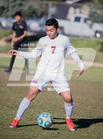 Thumbnail 2 in Whittier vs Maranatha photogallery.