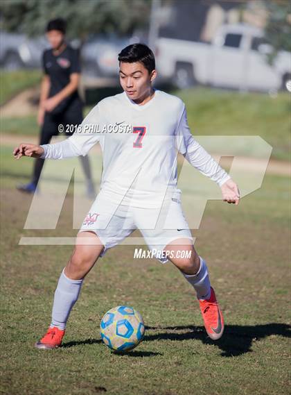 Thumbnail 3 in Whittier vs Maranatha photogallery.