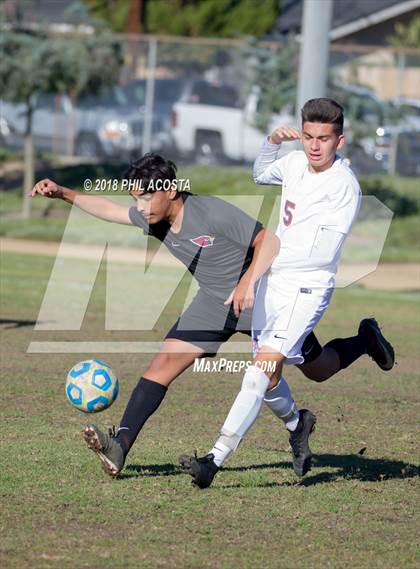 Thumbnail 3 in Whittier vs Maranatha photogallery.